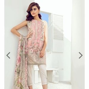 Pakistani Indian suit